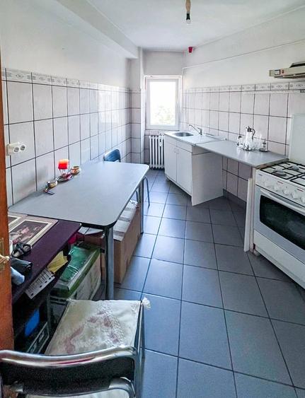 Apartament cu 4 camere decomandat în Ultracentral