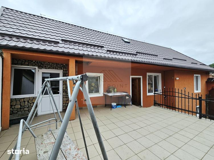 Casă cu 6 camere cu Teren 79 Mp în Central