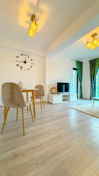 Apartament cu 2 camere decomandat, mobilat în 13 Decembrie