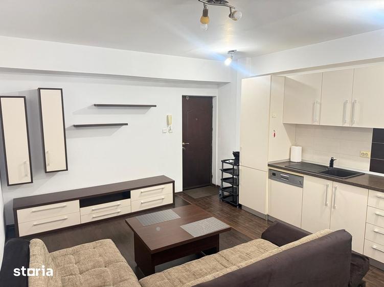 Apartament cu 2 camere semidecomandat în Central