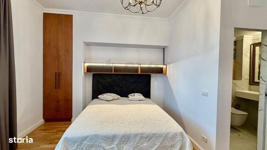Apartament cu 4 camere decomandat în Calea Victoriei
