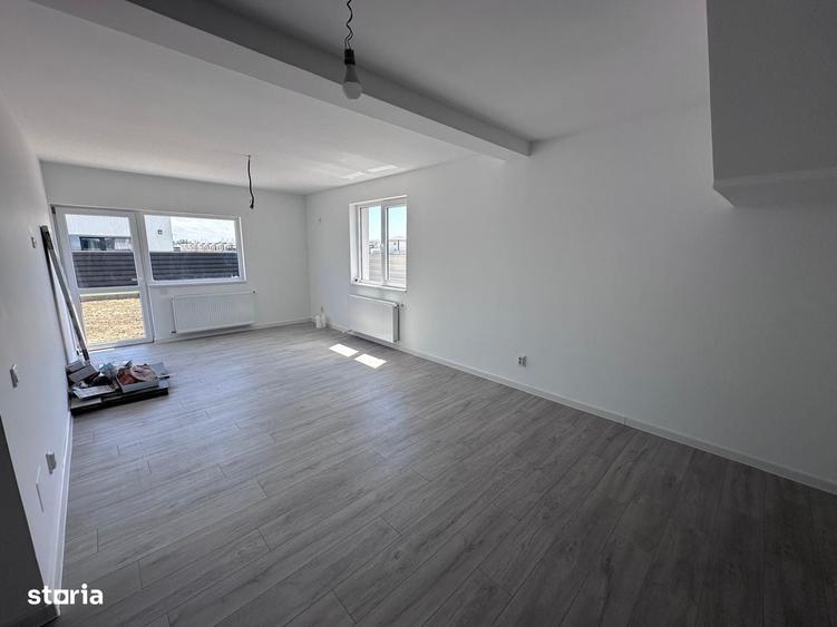Casă cu 3 camere cu Teren 260 Mp în Clinceni