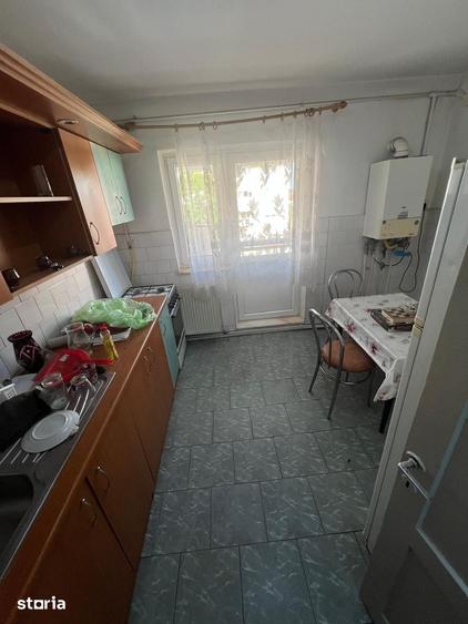 Apartament cu 2 camere decomandat în Carpați 2