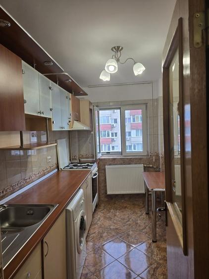 Apartament cu 2 camere semidecomandat, mobilat în Tineretului