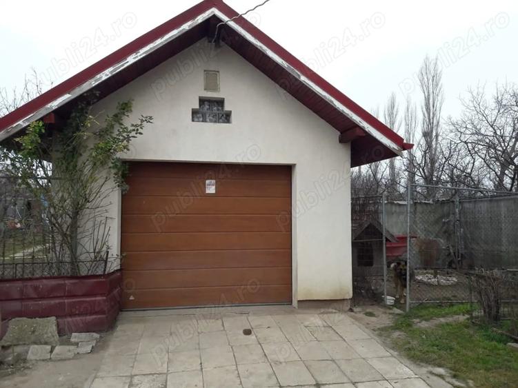 Casă cu 5 camere cu Teren 1800 Mp în Fundeni