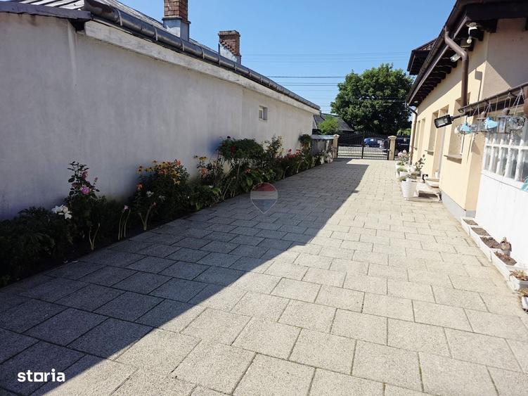 Casă cu 3 camere în Central