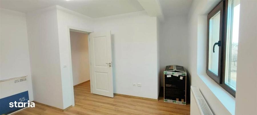 Apartament cu 3 camere în Ciurea