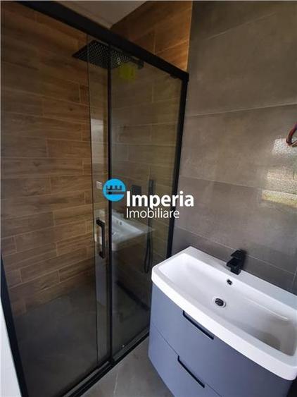 Casă individuală cu 4 camere cu Canalizare în Dorobanț