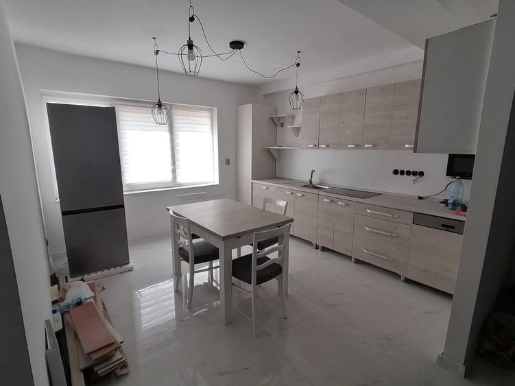 Apartament cu 2 camere decomandat în Bună Ziua