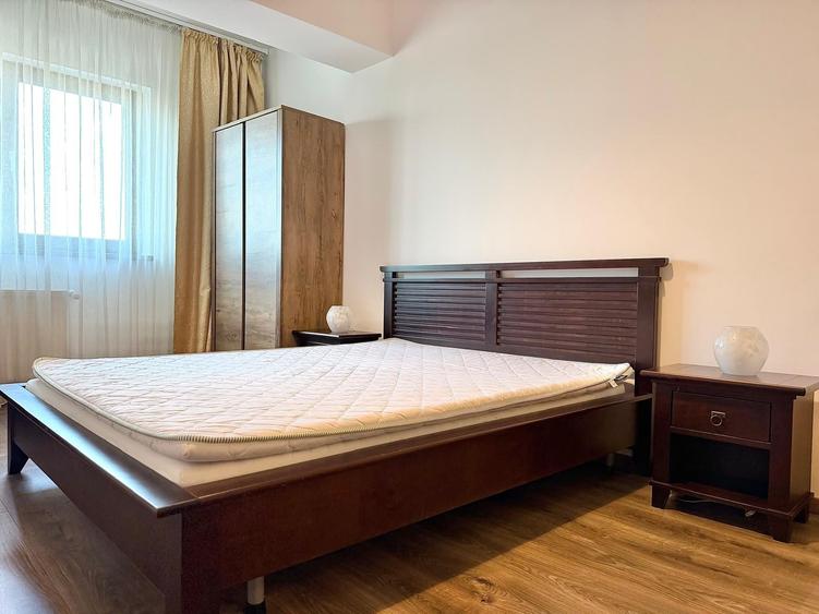 Apartament cu 2 camere semidecomandat în Mihai Bravu