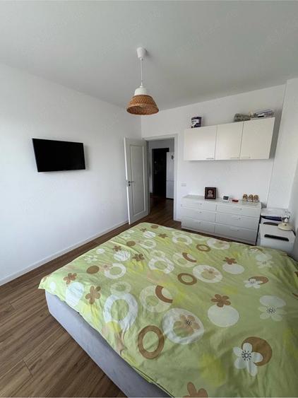 Apartament cu 2 camere semidecomandat, mobilat în Tomis Plus