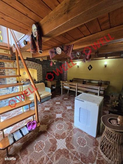 Casă cu 4 camere în Augustin