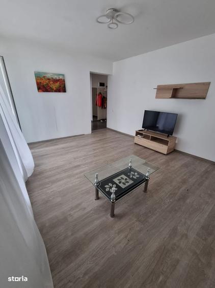 Apartament cu 3 camere decomandat în Chiajna