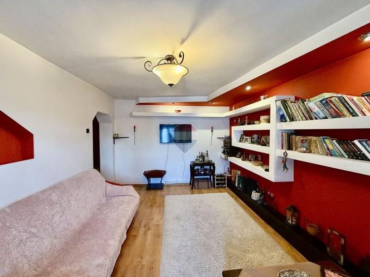 Apartament cu 3 camere decomandat în Ultracentral