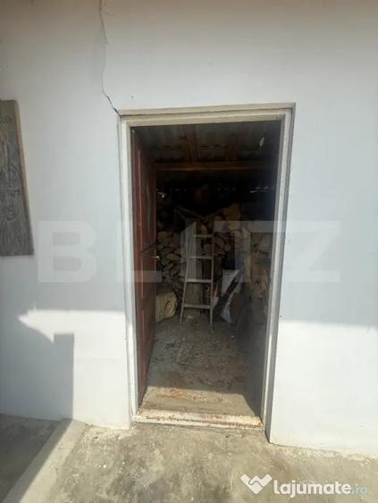 Casă cu 4 camere cu Teren 1692 Mp în Lunca (Voinești)