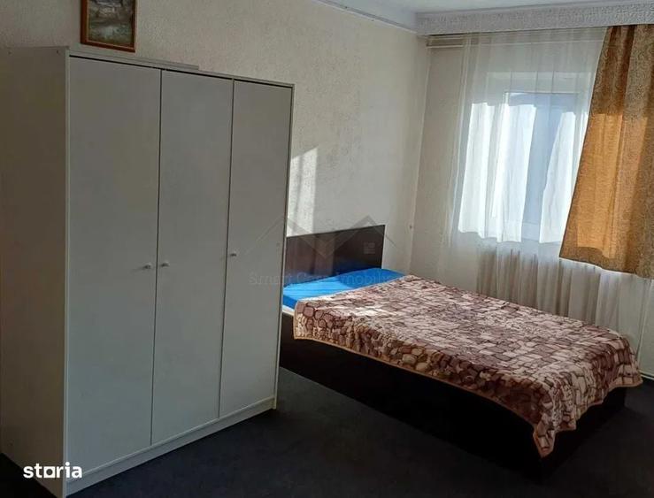 Apartament cu 3 camere decomandat în Albești