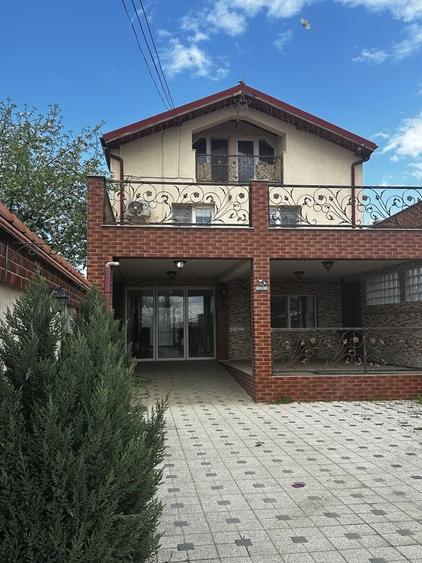 Casă cu 4 camere în Jilava
