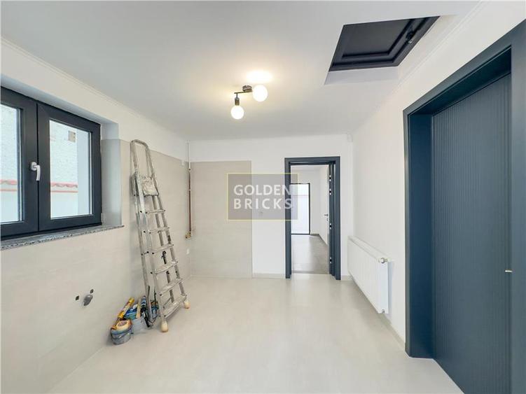 Casă individuală cu 5 camere cu Canalizare în Unirii