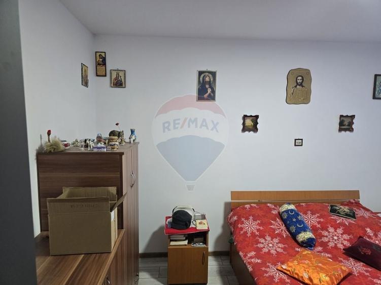 Apartament cu 2 camere decomandat, mobilat în Ultracentral