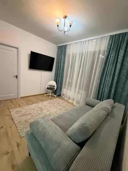 Apartament cu 2 camere semidecomandat, mobilat în Mihai Bravu