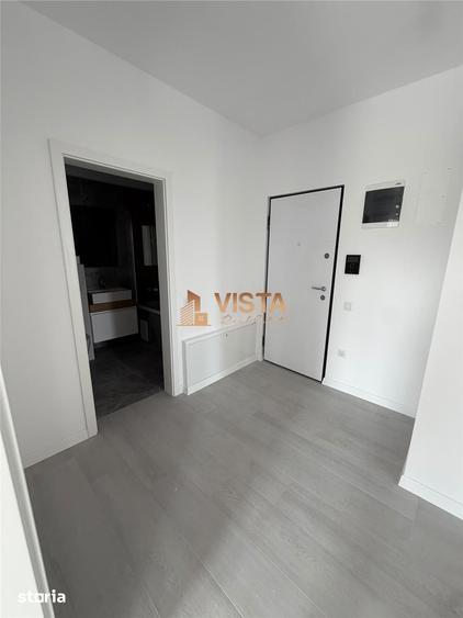 Apartament cu 3 camere în Tractorul