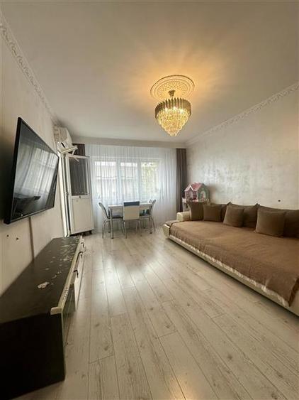 Apartament cu 3 camere decomandat, mobilat în Km 4-5