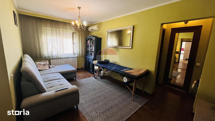 Apartament cu 3 camere în Dragoș Vodă