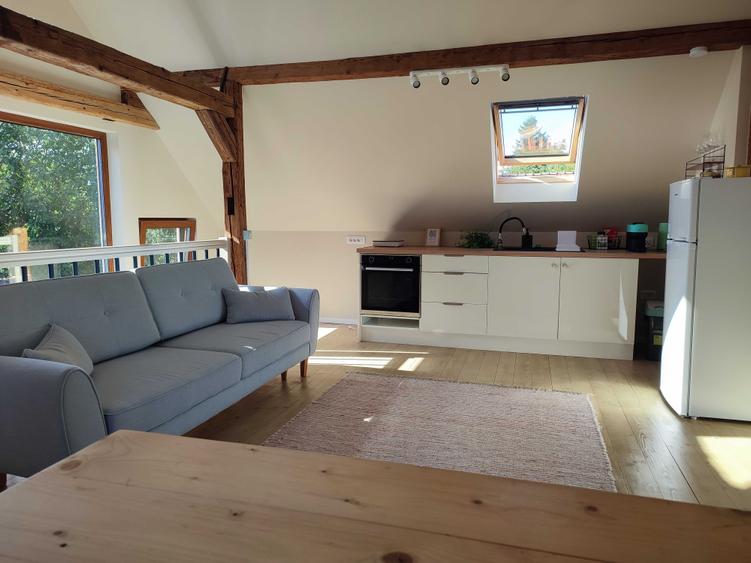 Apartament cu 2 camere semidecomandat în Exterior Vest