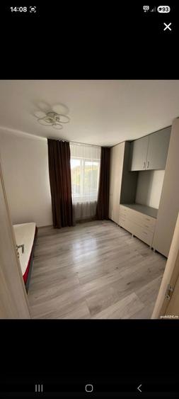 Apartament cu 3 camere în Florești