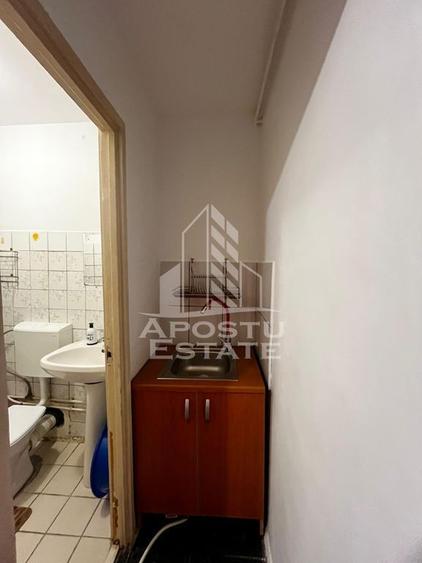 Apartament o camera, etaj 4, bloc anvelopat, Complexul St... - 3