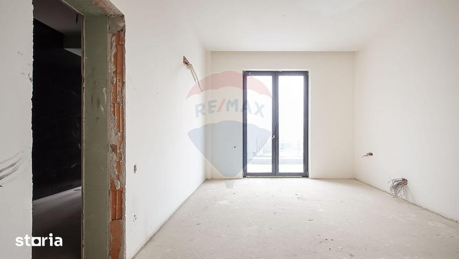 Apartament cu 3 camere în 15 Noiembrie