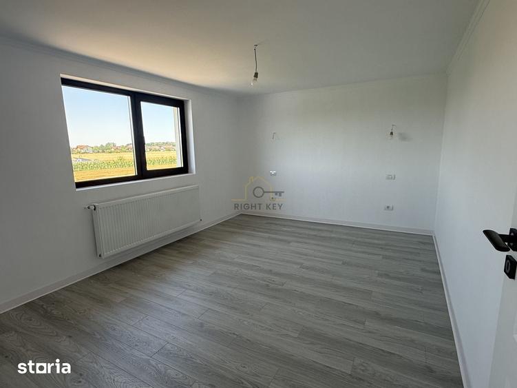 Casă cu 4 camere cu Teren 412 Mp în Țegheș