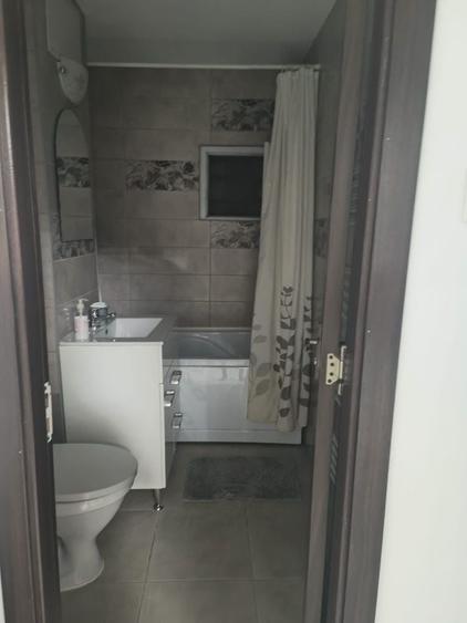 Apartament cu 2 camere semidecomandat în Brazda lui Novac