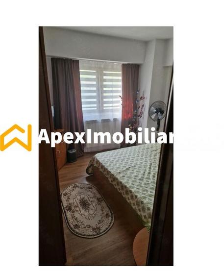 Apartament cu 2 camere decomandat în Moșilor