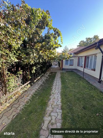 Casă cu 4 camere cu Teren 335 Mp în Fratelia