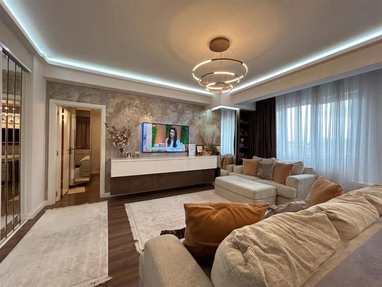 Apartament cu 3 camere decomandat, mobilat în Burdujeni