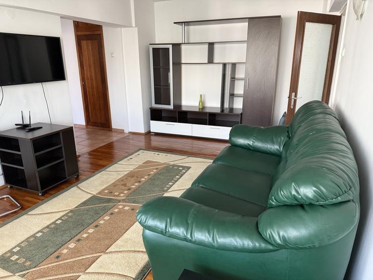 Apartament semidecomandat în Herăstrău