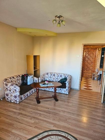 Apartament cu 2 camere, mobilat în Răcădău