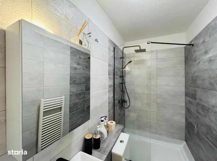 Apartament cu 2 camere decomandat în Ștrand
