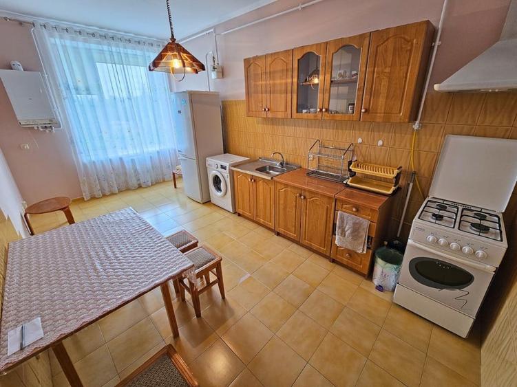 Garsonieră decomandată în Becaș