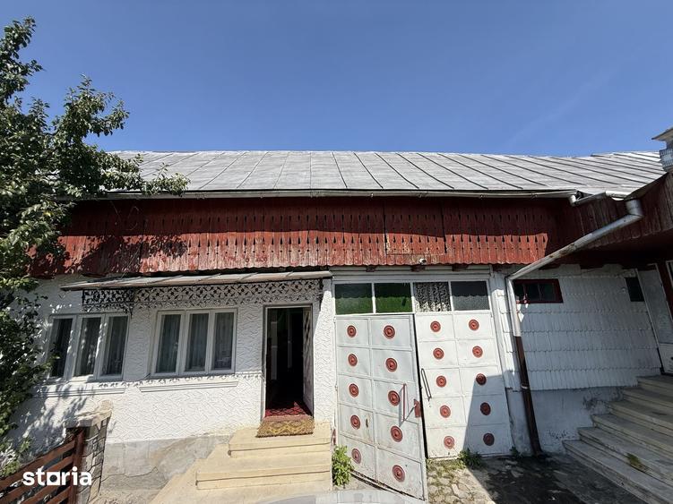 Casă cu 5 camere cu Teren 1500 Mp în Valea Doftanei