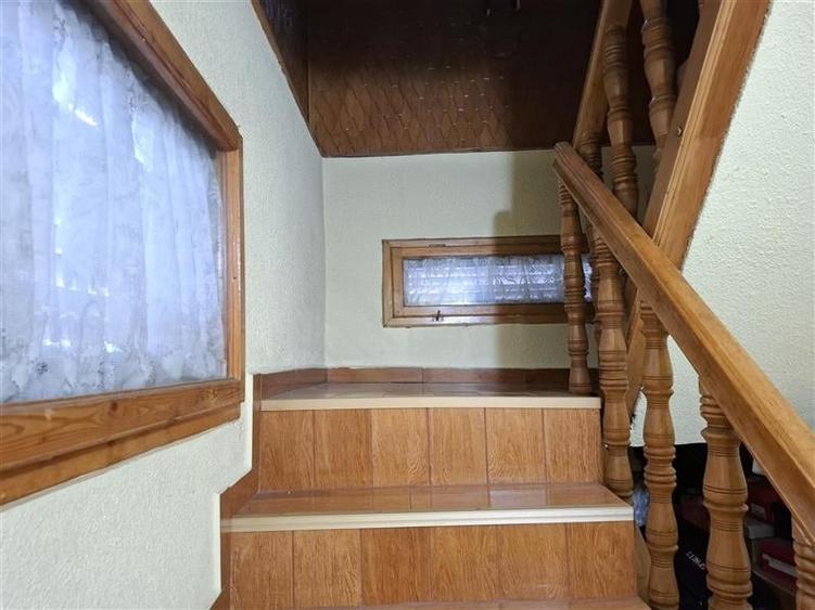 Casă individuală cu 5 camere cu Piscina în Exterior Sud