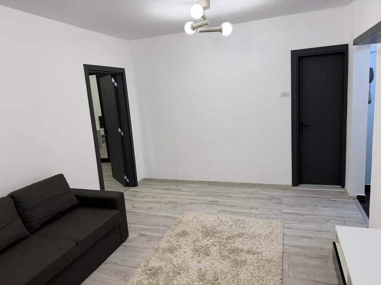Apartament cu 2 camere decomandat în Lacul Tei