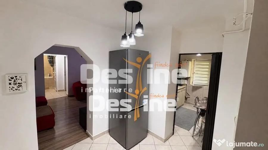 Apartament cu 3 camere semidecomandat în Donici