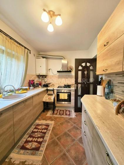 Casă individuală cu 5 camere cu Piscina în Valea Lupului