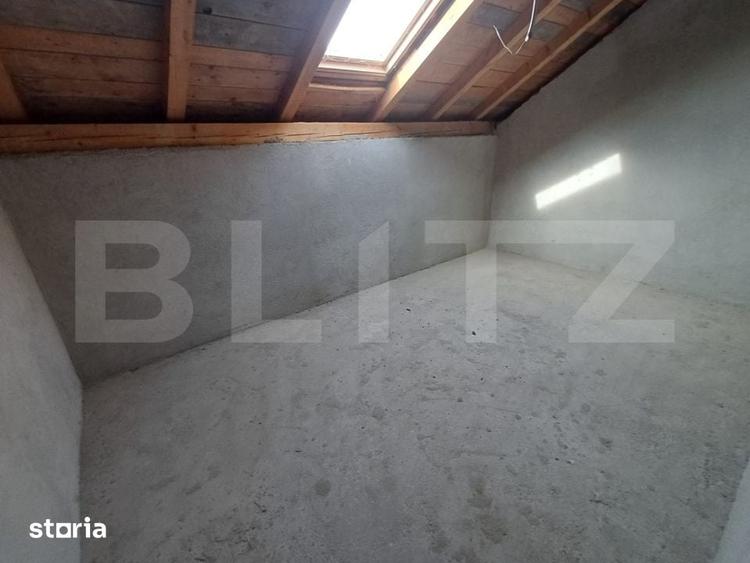 Casă cu 8 camere cu Teren 1652 Mp în Central