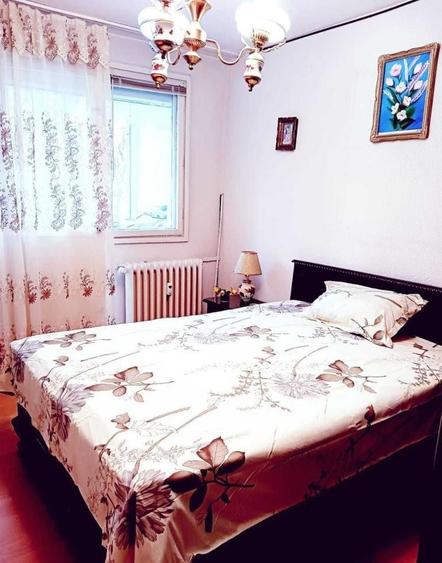 Apartament cu 3 camere semidecomandat, mobilat în Drumul Taberei — fotografia 2