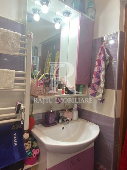 Casă cu 3 camere cu Canalizare în Ultracentral