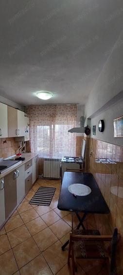 Apartament cu 2 camere semidecomandat în Câmpineanca