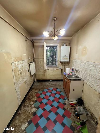 Apartament cu 2 camere nedecomandat în Podu Roș